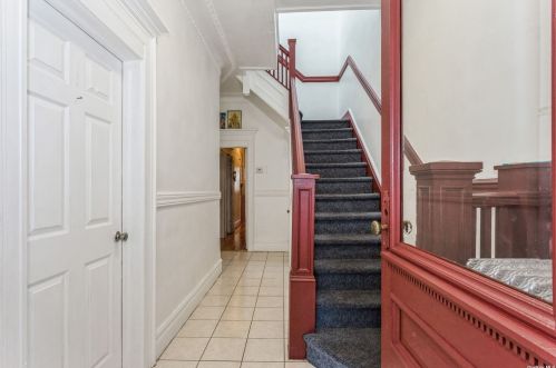 88-31 161st St, Jamaica, NY 11432-1138