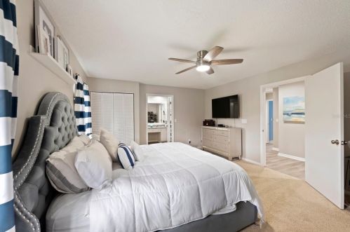 10406 Ashley Oaks Dr, Riverview FL  33578-8828 exterior
