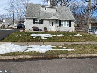 694 Latona Rd, Yardley, PA 19067-7511
