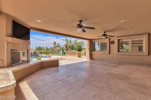 9833 Desert Cove Ave, Scottsdale AZ  85260-6219 exterior