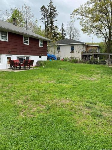 35 Teneyck Ave, Greenwood Lake, NY 10925-2860