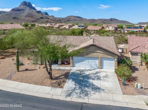 8003 Higgins Feather Dr, Tucson, AZ 85743-7431