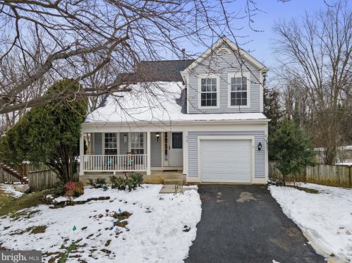 418 Deerpath Ave, Leesburg VA  20175-2517 exterior