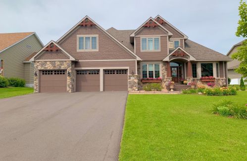 9374 Kagan Cir, Monticello, MN 55362-4540