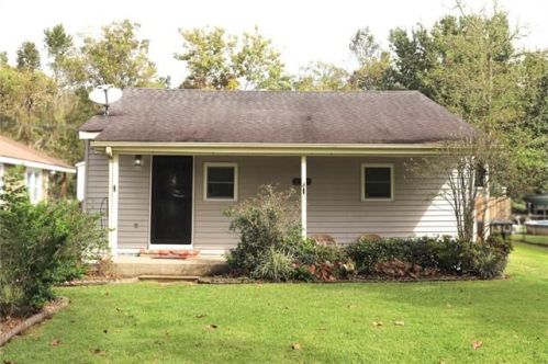 130 Cedar Dr, Belle Chasse, LA 70037-4321