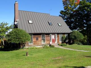 26 Bear Hill Rd, Grahamville, VT 05149-9557