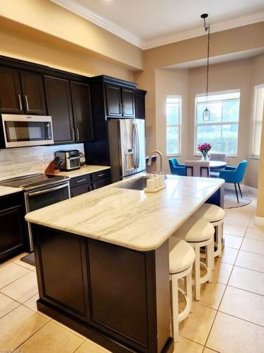 2209 Vardin Pl, Naples FL  34120-0511 exterior