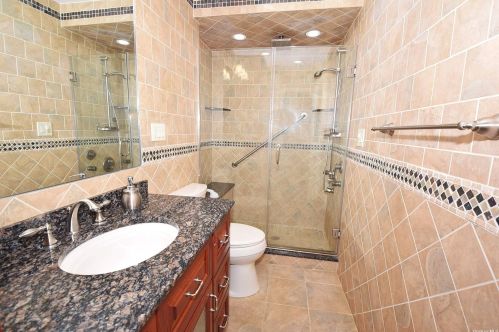 37 Corsa St, Huntington Station NY  11746-6626 exterior