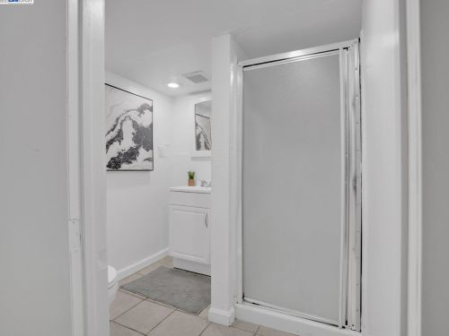 807 46th St, Oakland CA 94608-3418 exterior