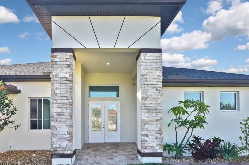 2022 30th Ter, Cape Coral, FL 33914-3966