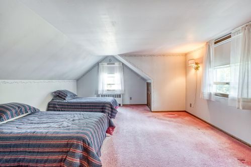 62 Bellecrest Ave, Elwood NY  11731-1205 exterior