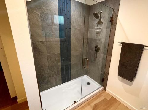 2612 Tamarisk Ct, Santa Rosa CA  95405-8413 exterior