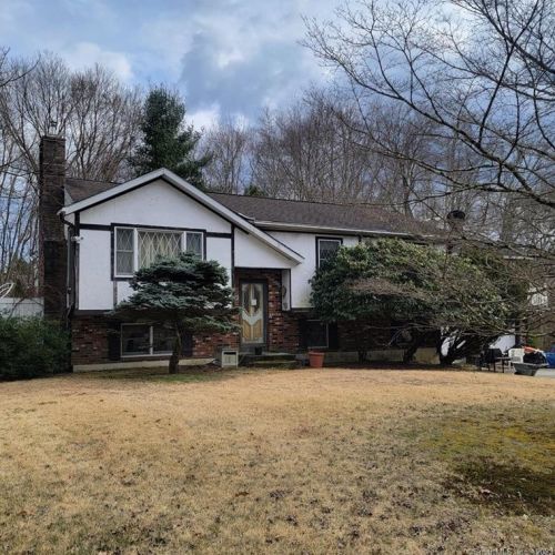 237 Stone Hill Rd, Norwich, CT 06351-1228