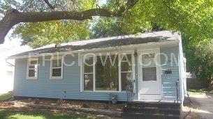 654 28th Street Ct, Cedar Rapids, IA 52403-3003