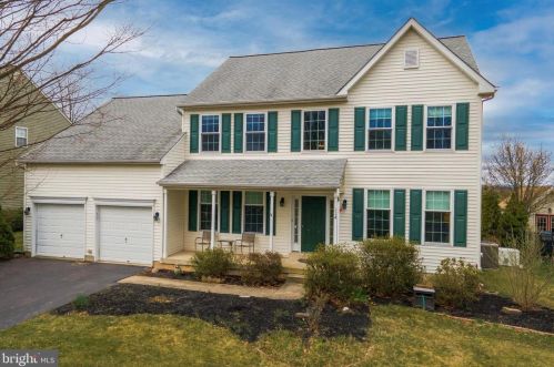 114 Aileen Dr, Lansdale, PA 19446-1682