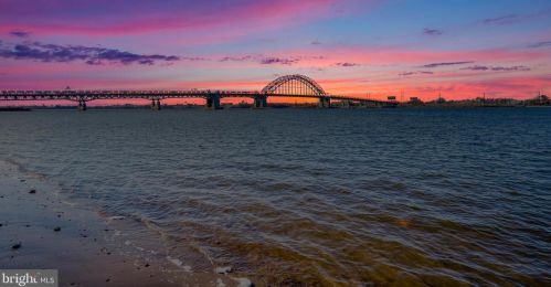 1503 Lakeside Dr, Palmyra NJ  08065-2131 exterior