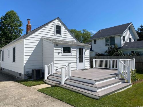 43 Washington Ave, Greenport, NY 11944-1116