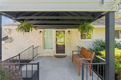 105 Julrich Dr, Canonsburg, PA 15317-2640