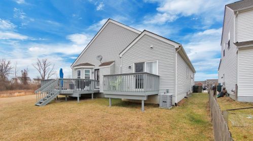 657 Riddler Ridge Dr, Blacklick OH  43004-7158 exterior