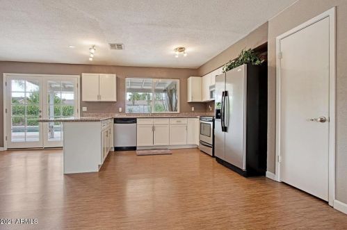 4820 Poinsettia Dr, Scottsdale, AZ 85254-4655