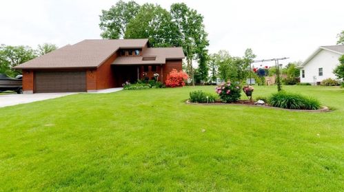 135 Edgewood Ct, Poskin, WI 54812-1416