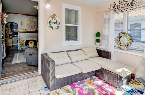 1045 Lyons St, Hammond IN  46320-2619 exterior