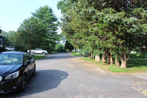836 Main Rd, Tiverton, RI 02878-1335