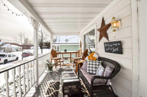 1160 13th Ave, Green Bay, WI 54304-2538