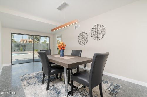 7702 Villa Theresa Dr, Glendale AZ 85308-8092 exterior