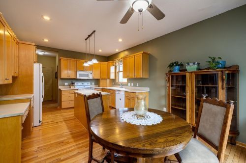 117 Arbor St, Waterford MN  55057-2897 exterior