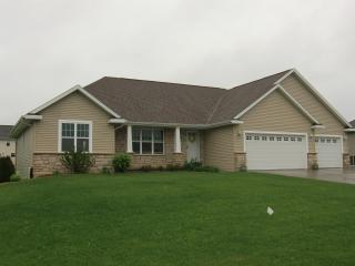 234 Fountain Hills Blvd, Wausau, WI 54403-9359