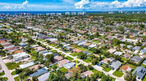772 104th Ave, Naples FL  34108-3229 exterior
