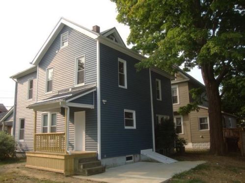 513 Stewart Ave, Grove City, PA 16127-1333