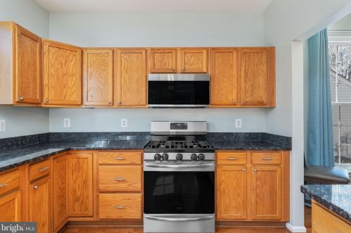 6029 Hot Spring Ln, Fredericksburg VA  22407-3708 exterior