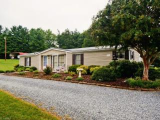 3429 Fraternity Church Rd, Winston Salem, NC 27127-8722