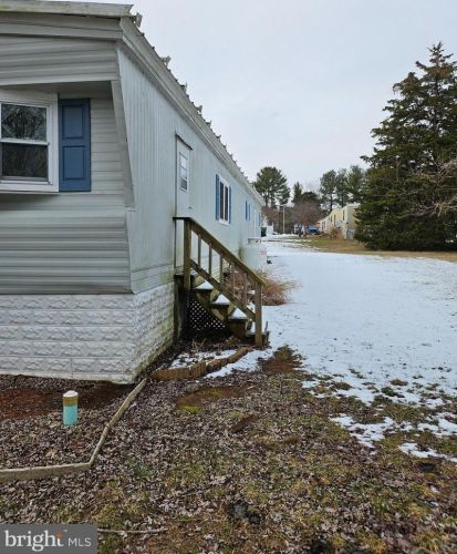 17284 Water View Dr, Lewes, DE 19958-4015