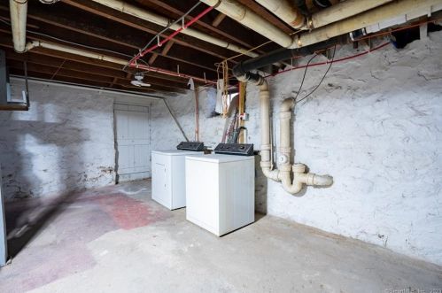 679 Woodtick Rd, Waterbury CT  06705-1740 exterior