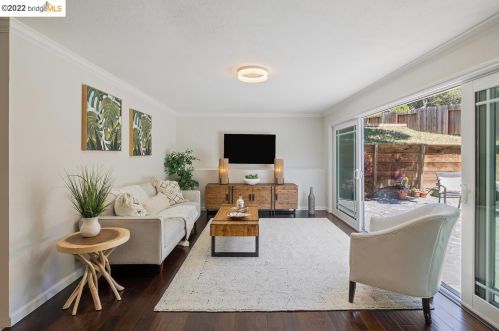 3028 Jordan Rd, Oakland CA  94602-3529 exterior