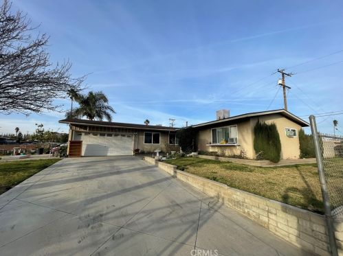 747 Gardena Ave, Rialto, CA 92376-6917