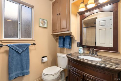 940 24 St, Lakeport CA  95453-3013 exterior
