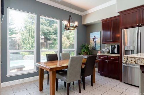 416 Southbury Ln, Chico CA  95973-8230 exterior