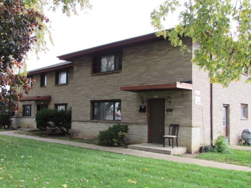 5033 13th St, Milwaukee, WI 53221-3656