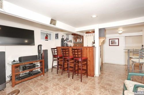 60 Garden St, Teaneck NJ  07666-5919 exterior