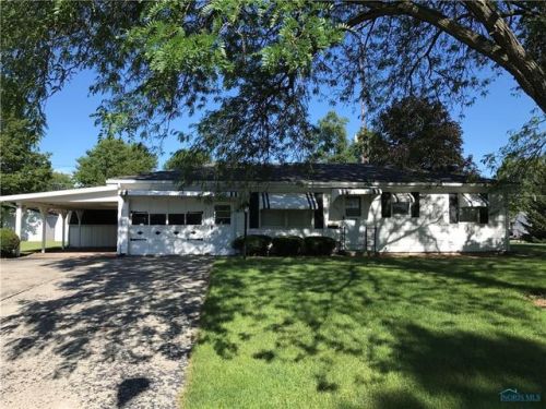 306 Summit St, Edon, OH 43518-9662