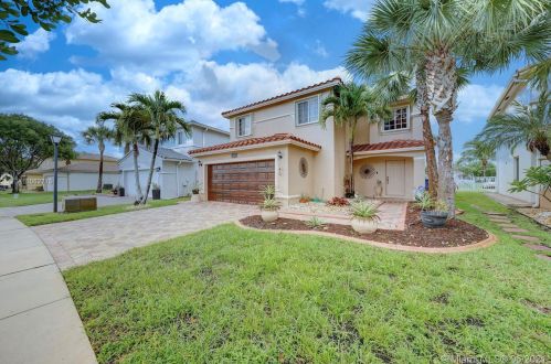 13344 44th St, Hollywood, FL 33027-3151