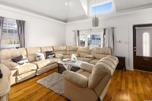 456 Beach 46th St, Far Rockaway NY  11691-1114 exterior