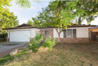 5347 Santa Fe Ave, Fresno, CA 93711-2639