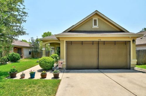 470 New Country Rd, Uhland, TX 78640-5907