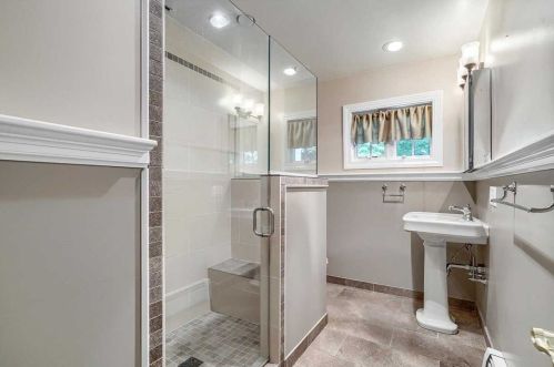 3 Alvin Ct, Poughkeepsie NY  12603-6126 exterior