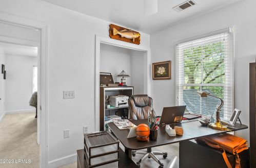 121 Bartram Dr, Beaufort SC  29902-5700 exterior